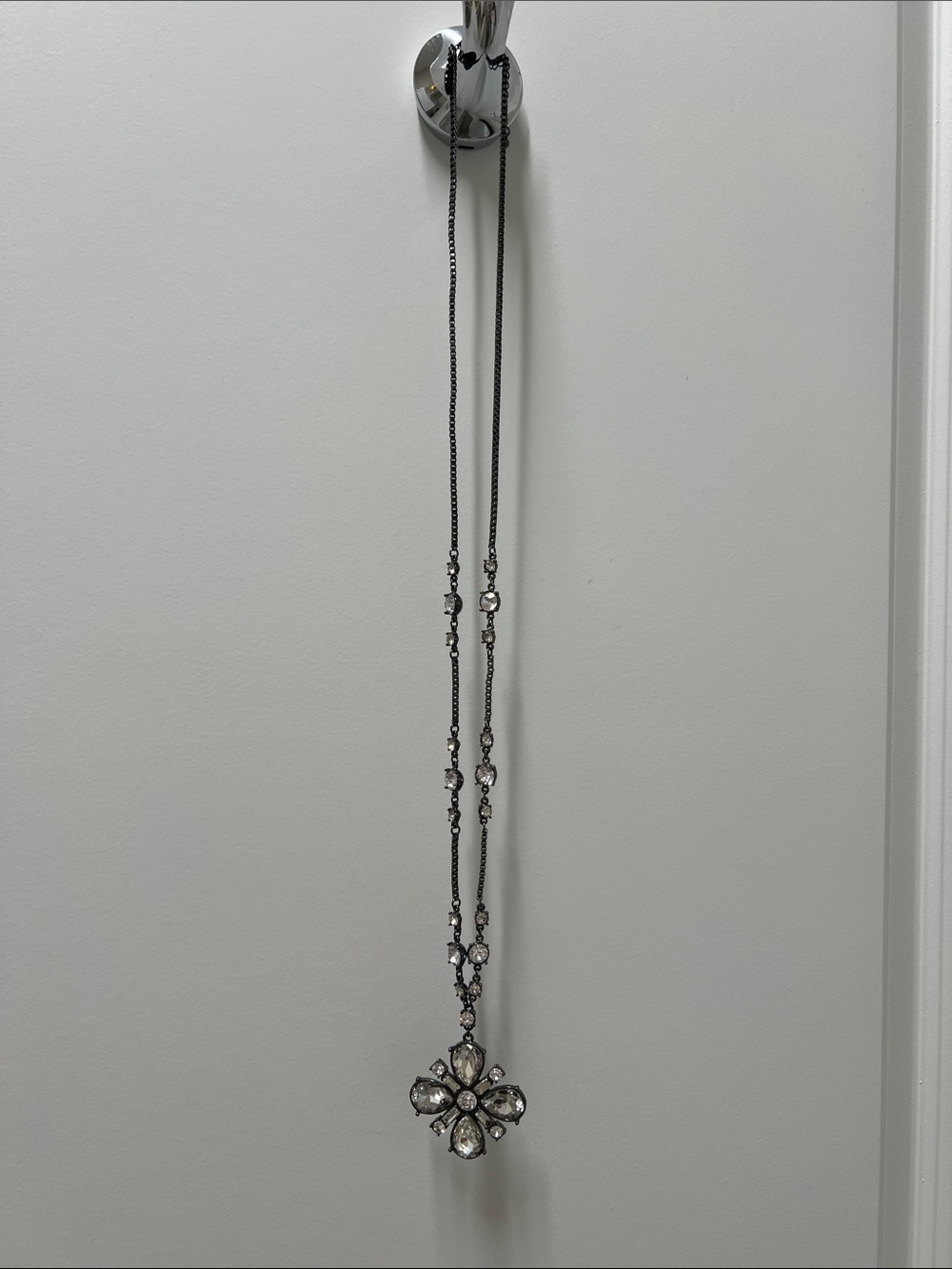White House Black Market Fashion Necklace
